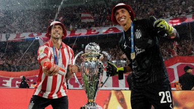 "Златна" резерва короняса "плъховете" като Супершампион в нова аржентинска драма