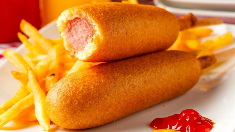 Корн дог: Що е то и как да си го направим лесно у дома