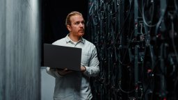 Почти половината нови центрове за данни в САЩ са пред отлагане или отмяна