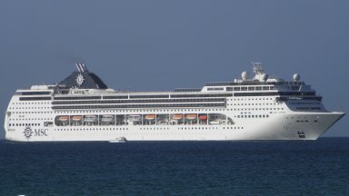 Италианска туристка загина при сблъсък на два круизни кораба в Нил