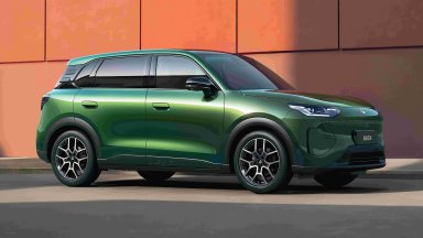 Китайската марка Leapmotor ще покаже най-малкия си кросоувър B03X