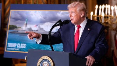 САЩ ще строят най-мощните бойни кораби в света клас "Тръмп" (снимки)