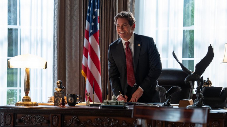 Стърлинг К. Браун и силата на уязвимостта: Мъжете, които не се страхуват да усещат