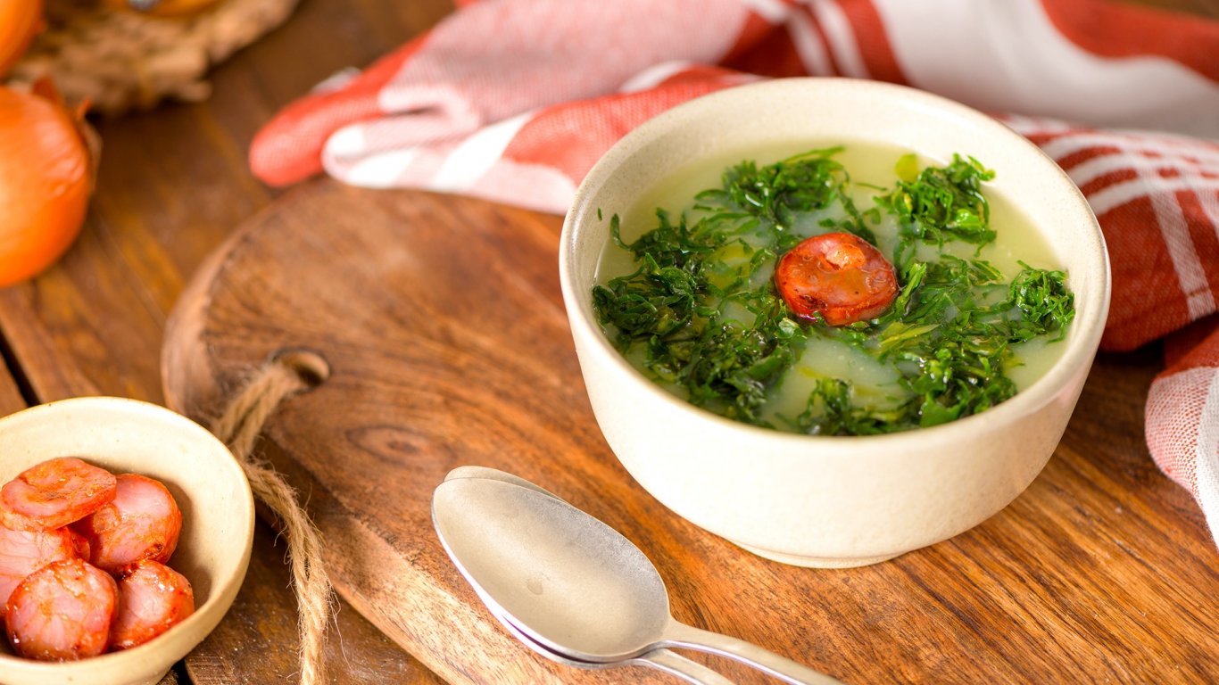 Португалска супа калдо верде