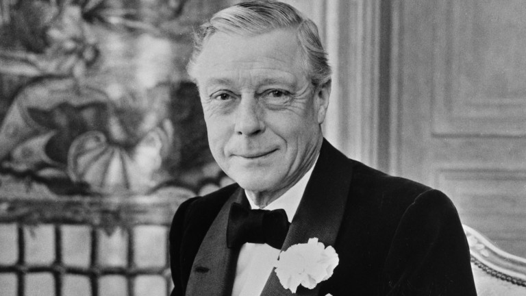 Как Едуард VIII посреща Коледа сам в уединен замък, след като се отказва от трона и империята? 