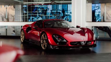 Alfa Romeo 33 Stradale се завърна в музея на италианската марка в Арезе