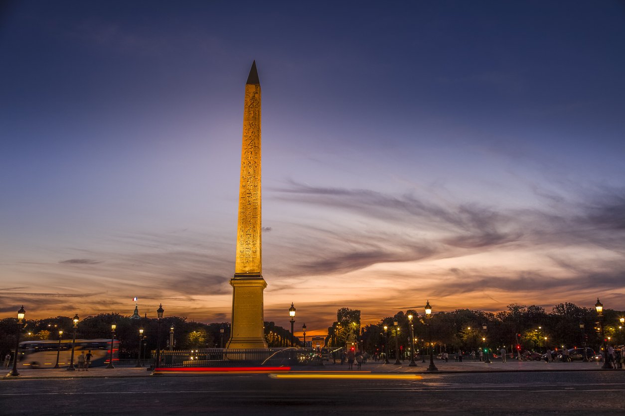 Обелискът от Луксор на площад "Конкорд" в Париж
