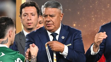 Съдят шефа на аржентинския футбол за неплатени 12,8 млн. долара