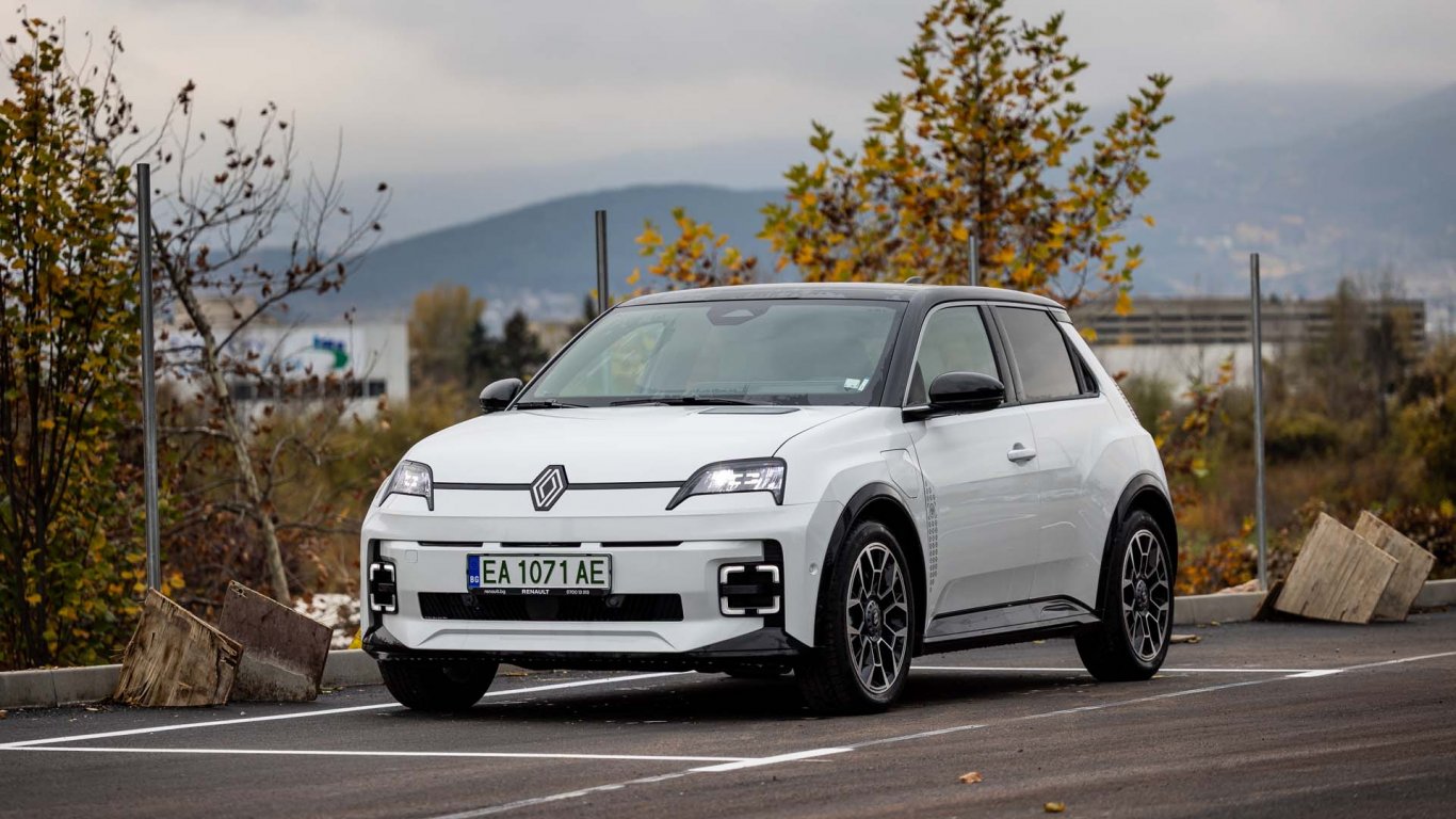 Renault 5 е вдъхновено от турнира по тенис „Ролан Гарос“