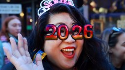 Подготовката за Нова година 2026 – между традицията и дигиталния вайръл