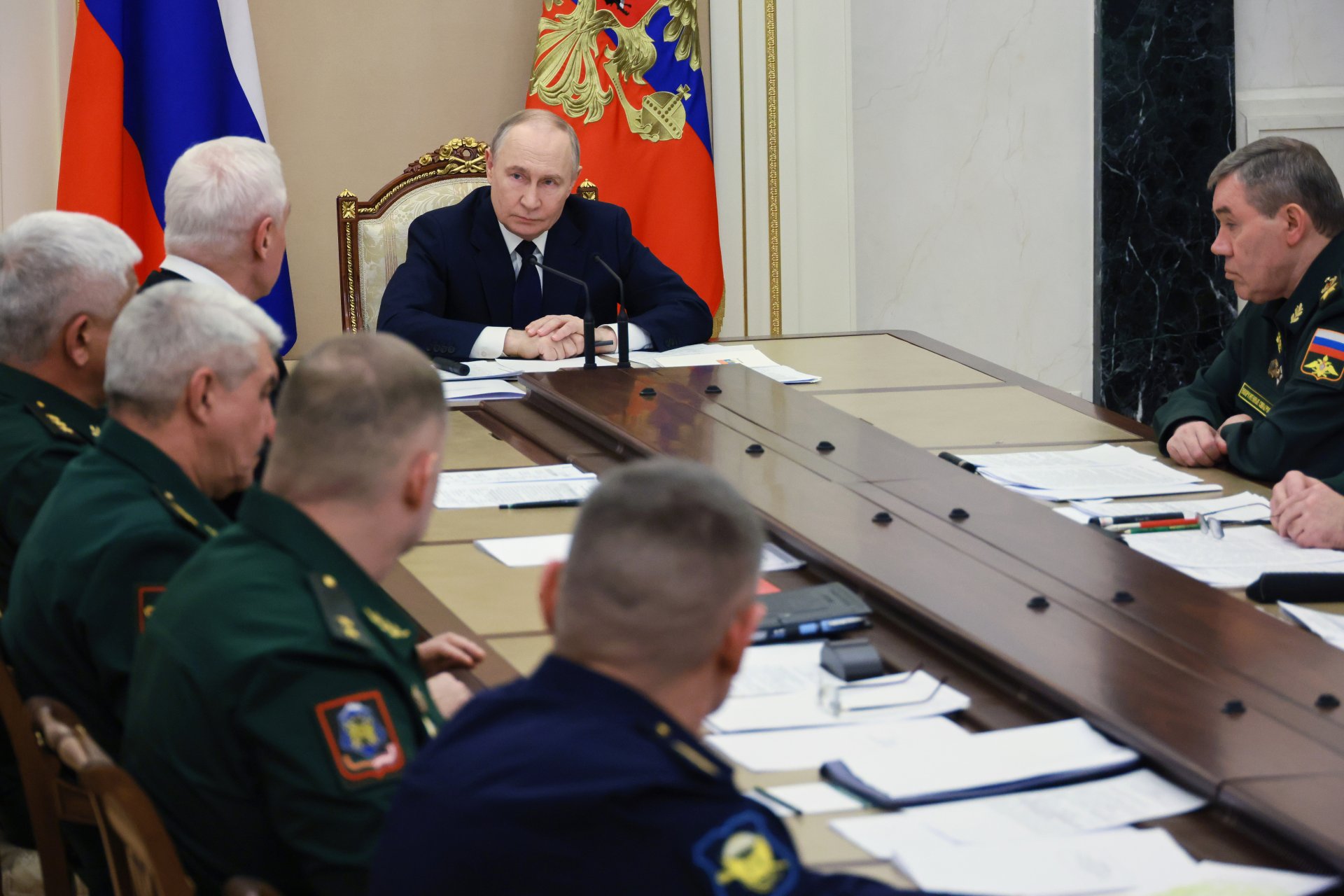 Путин присъства на среща с висши военни офицери в Кремъл в Москва, Русия, понеделник, 29 декември 2025 г. 