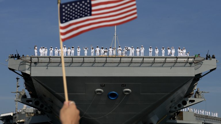 САЩ може да ударят в понеделник или вторник. Техеран се готви като за неизбежност