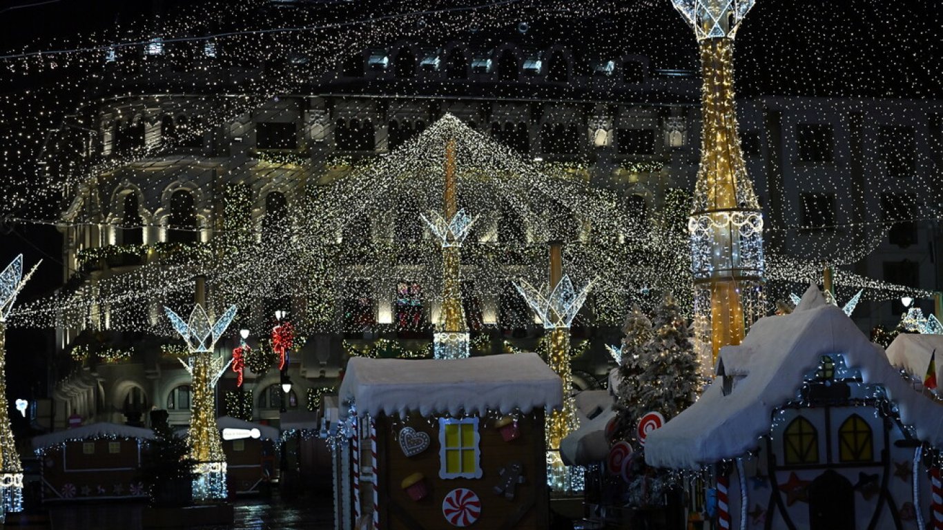 Заради огромен интерес: Коледният базар в Крайова ще продължи до 11 януари