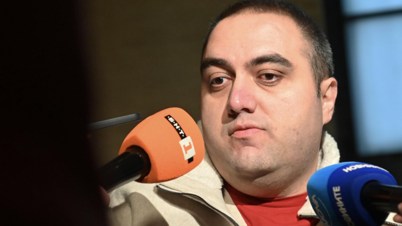 Уволненият училищен директор: Атакуват ме заради спечелен проект и снимка с Терзиев