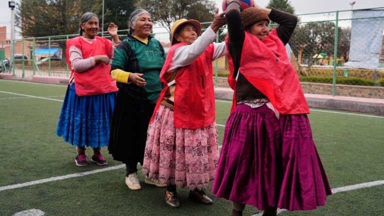 Полерата е символ на гордост и идентичност за жените от коренното население на Боливия
