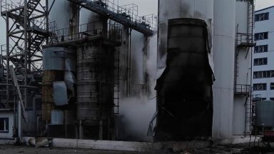 Атака с дрон удари пристанище в Одеса, улучен е цивилен кораб (видео)