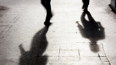 Бургазлия преби, изнасили и ограби млада жена в района на автогара "Запад"