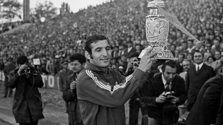 Безсмъртие в снимки. Кадри от живота на един Стратег (Галерия)