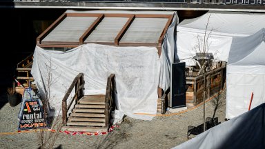 Пожар избухна в мемориала за жертвите на огнения ад в Кран Монтана