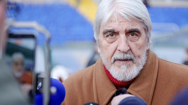 Баскетболната легенда Петко Маринов: Отиде си усмивката на спорта, не само на футбола.