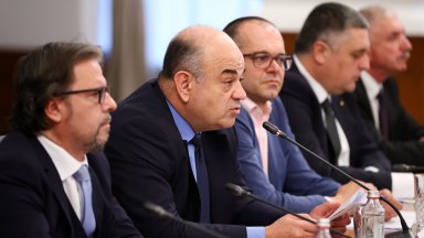 Над една трета от левовете вече са изтеглени от обращение