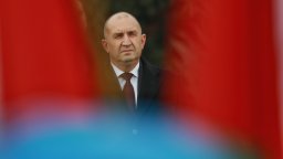 Първан Симеонов: Радев постъпва военно – ще стои в окопа и изведнъж ще скочи на нож