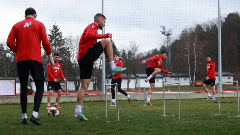 ЦСКА пусна първо видео от лагера в Турция