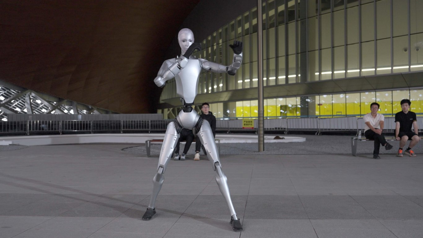 Ако войната с машините се води с карате, хората нямат шанс