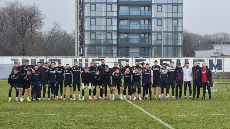 Милан и други европейски клубове следят изявите на наш юношески национал