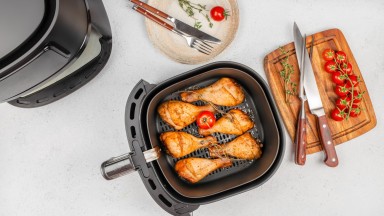 Защо не бива да готвите цяло пиле в еърфрайър