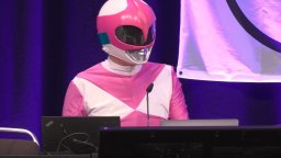 Хактивист изтри на живо крайно-десни сайтове по време на хакерска конференция