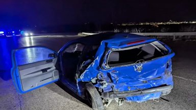 Жена без книжка помете две коли на пътя София-Банкя