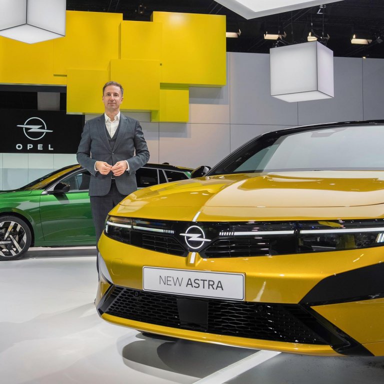 Opel представи новата Astra на автосалона в Брюксел