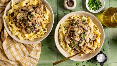 Лесно и вкусно: Талиатели с гъби, сметана и пармезан