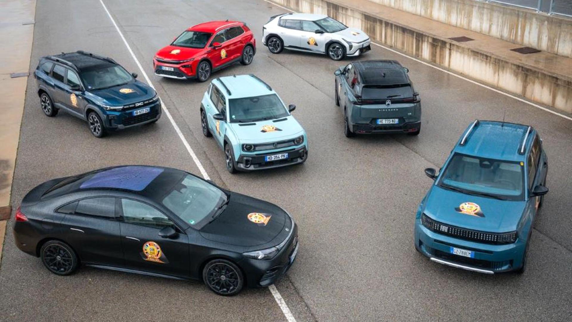 Седемте финалисти - Citroen C5 Aircross, Dacia Bigster, FIAT Grande Panda, Kia EV4, Mercedes-Benz CLA, Renault 4 и Skoda Elroq