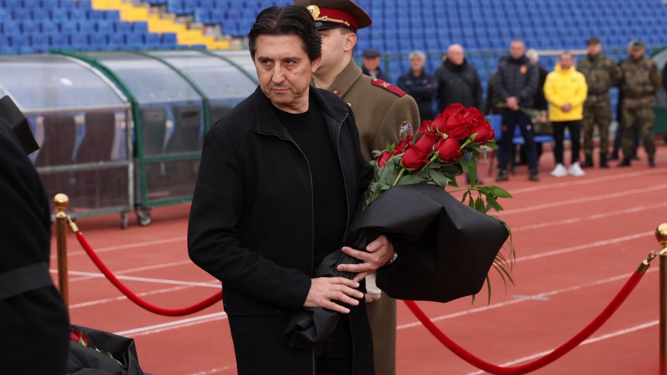 Боримиров намекна, че сделката с хърватски защитник е близо