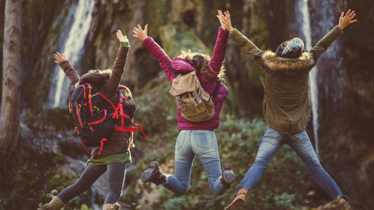 "Нирвана за нискотарифни пътешественици" - книга за смелите приключенци с големи мечти (откъс)