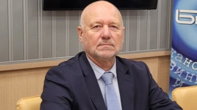 Тагарев: Свидетели сме на обрат във войната, Путин няма полезен ход