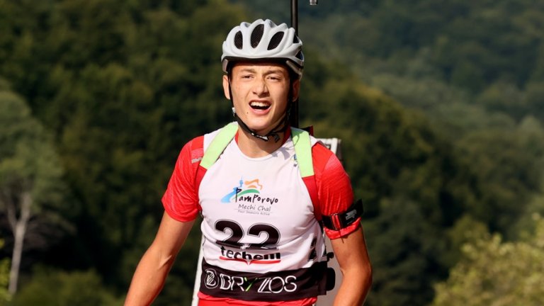 Биатлонистът Константин Василев спечели първите си точки в Световната купа