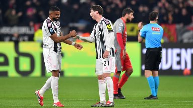 Ювентус се разправи с новак и продължава да гони водачите