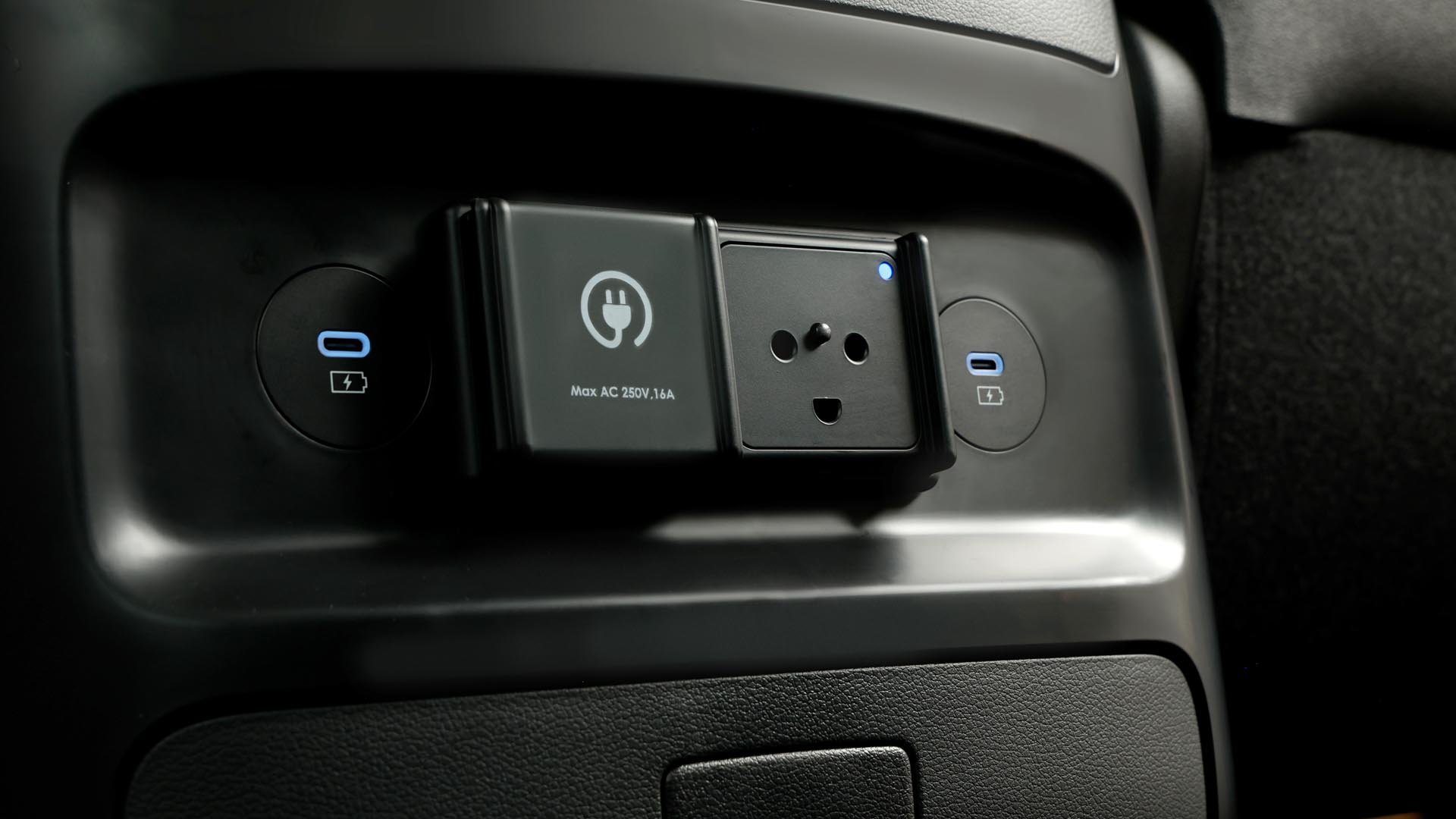 Hyundai Staria Electric