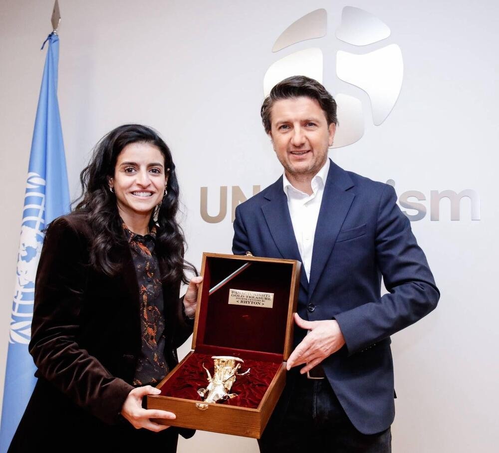  Генералният секретар на Световната организация по туризъм (UN Tourism) Шейха Ал Новаис и Мирослав Боршош