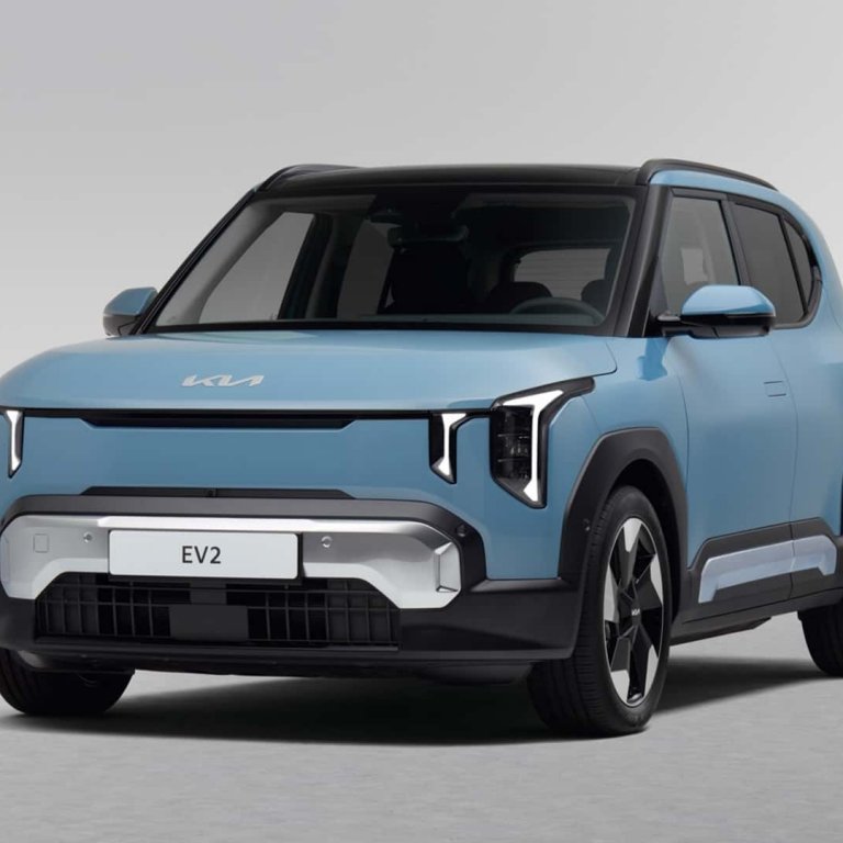 Kia показа най-малкия си електрически кросоувър EV2