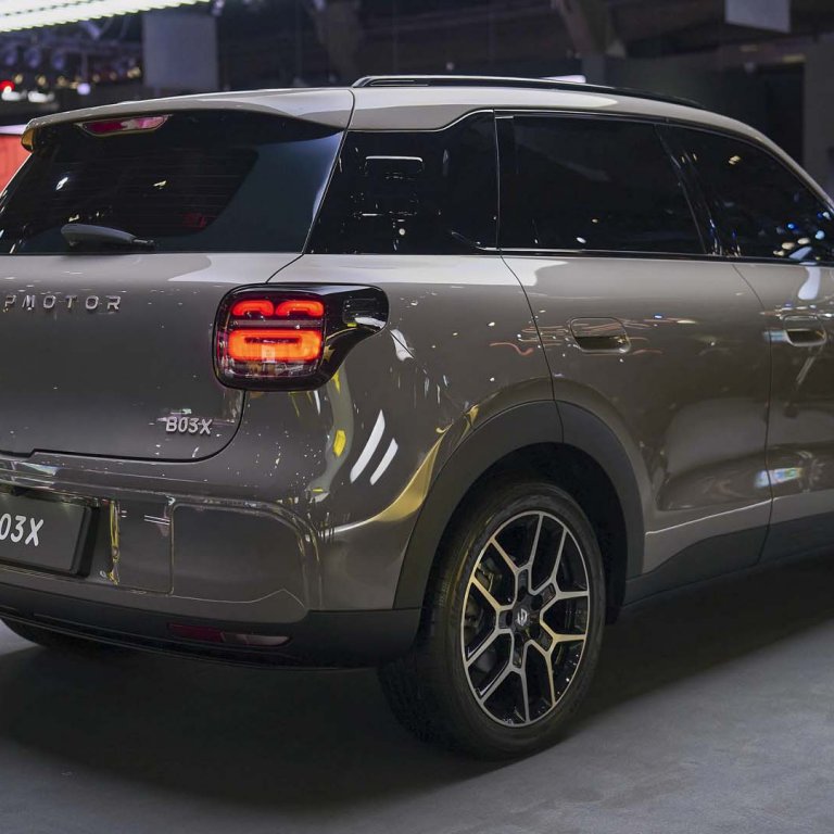 Китайската компания Leapmotor представи нов компактен SUV