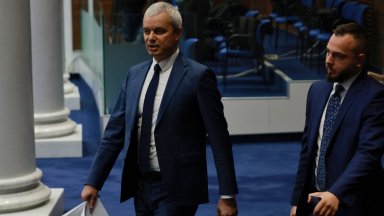 "Възраждане" ще протестира заедно с ПП-ДБ за 100% машинно гласуване