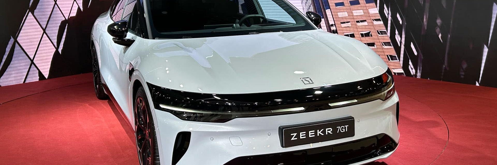 Zeekr 7GT вдига 100 км/ч за 3,3 секунди