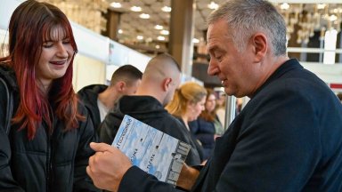 Георги Господинов ще се срещне виртуално с румънската публика на Международния панаир на книгата "Букфест"