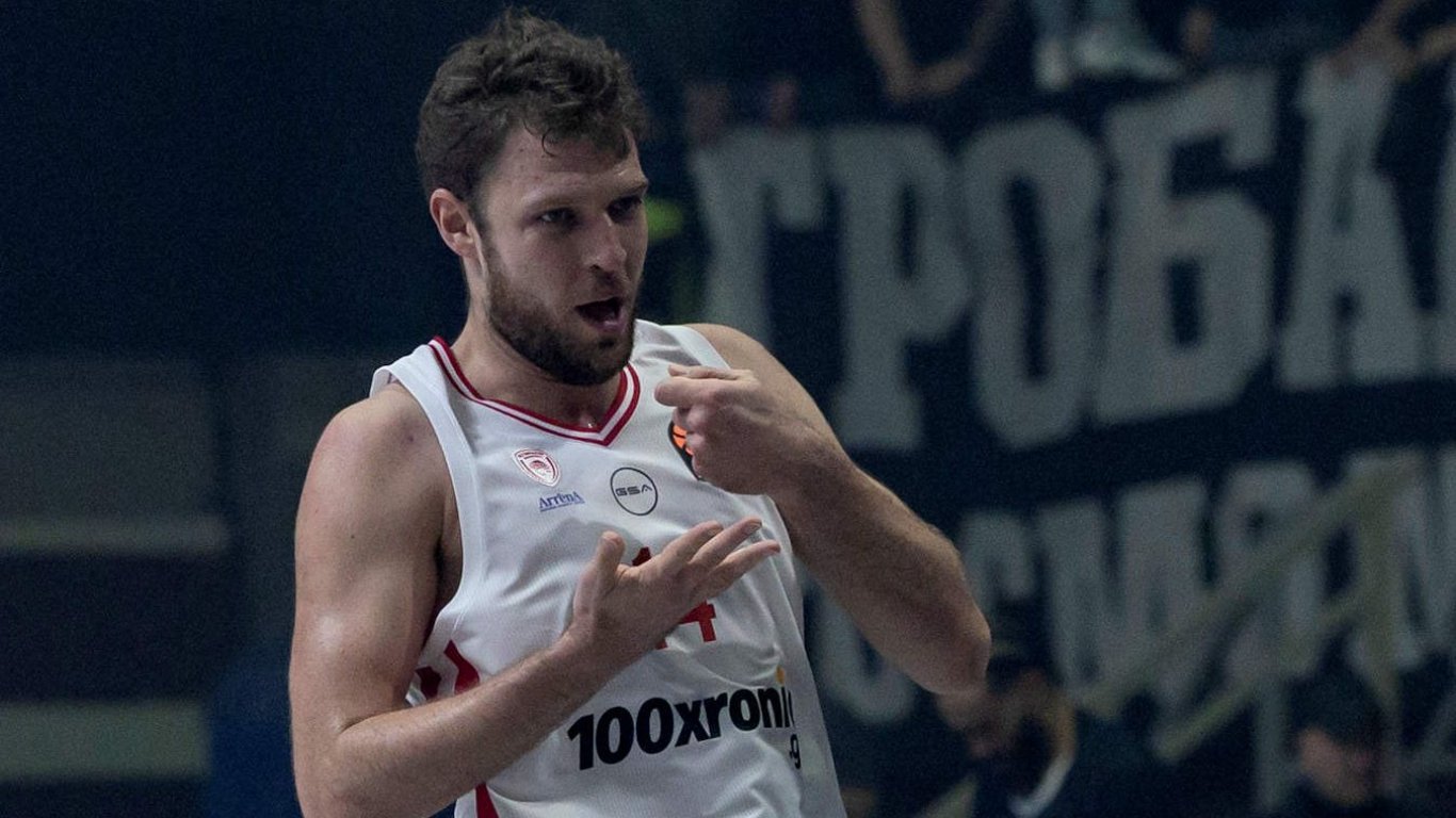 MVP! Отличен Везенков качи Олимпиакос на върха в Евролигата