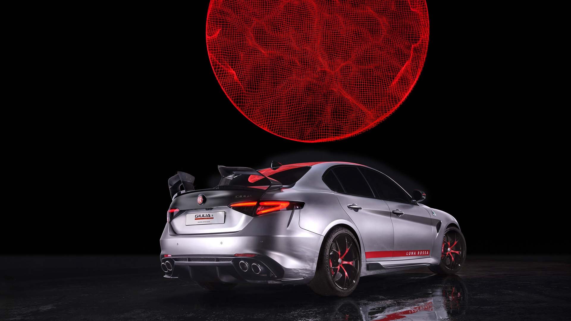 Alfa Romeo Giulia Quadrifoglio Luna Rossa