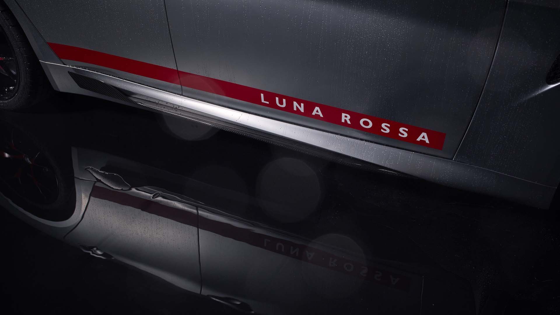Alfa Romeo Giulia Quadrifoglio Luna Rossa